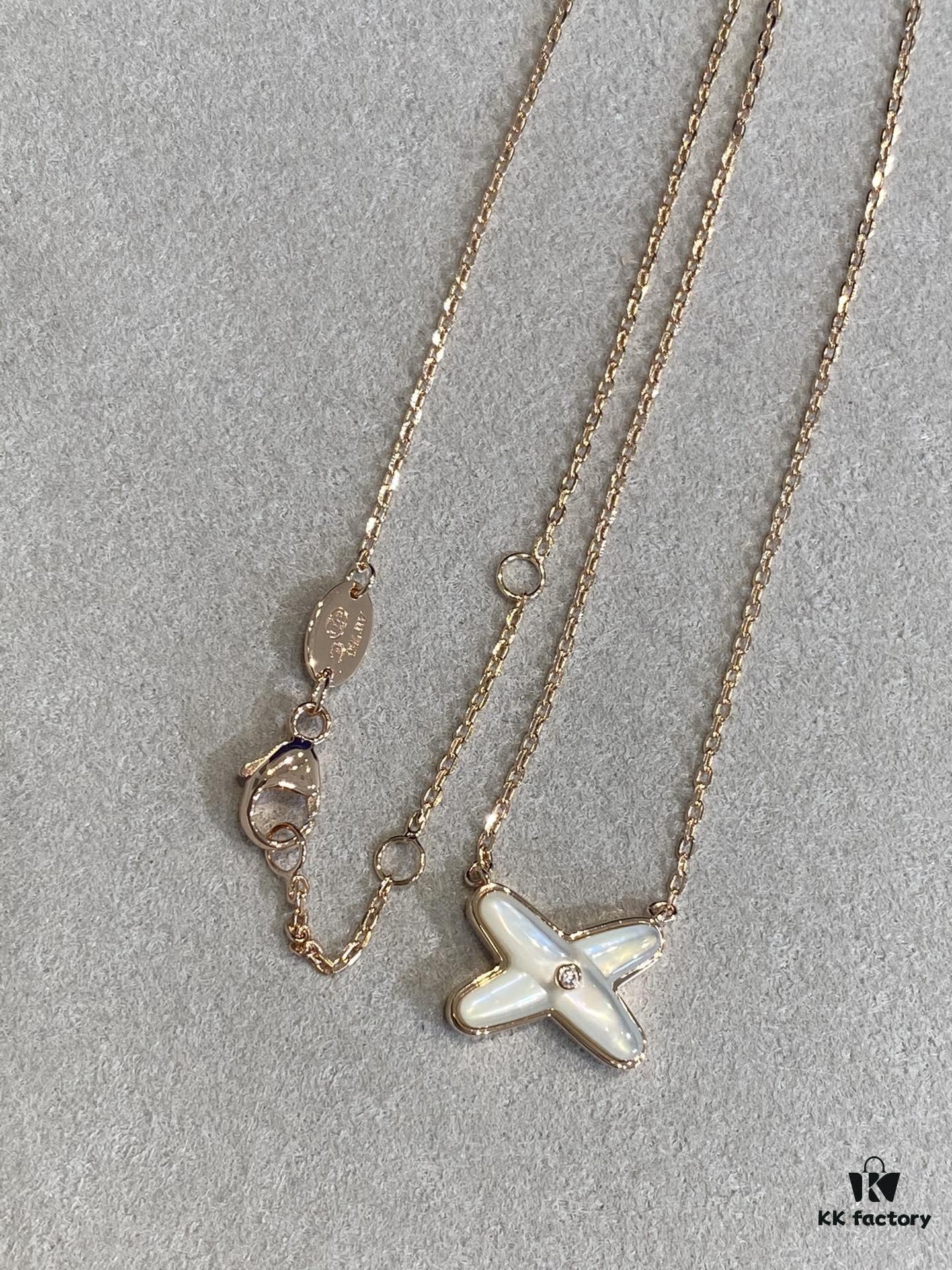 693000d299f2d84055c8ecb3 Cross Necklace in Rose Gold with White Shell, Chu Shang Meets Paris Elegance, 37.5-41.5cm, V-Gold Plated Thick Gold Finish, Paired with Natural Deep-Sea White Shell, Exquisitely Crafted on Both Sides, Individually Stone-Cut