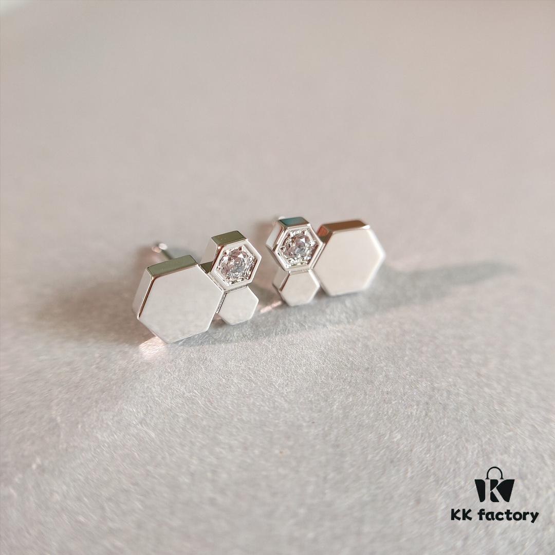 693000fe99f2d84055c8ece6 Charme Paris Bee My Love Series Honeycomb Earrings, Same Style as Liu Yifei's Worn Pair