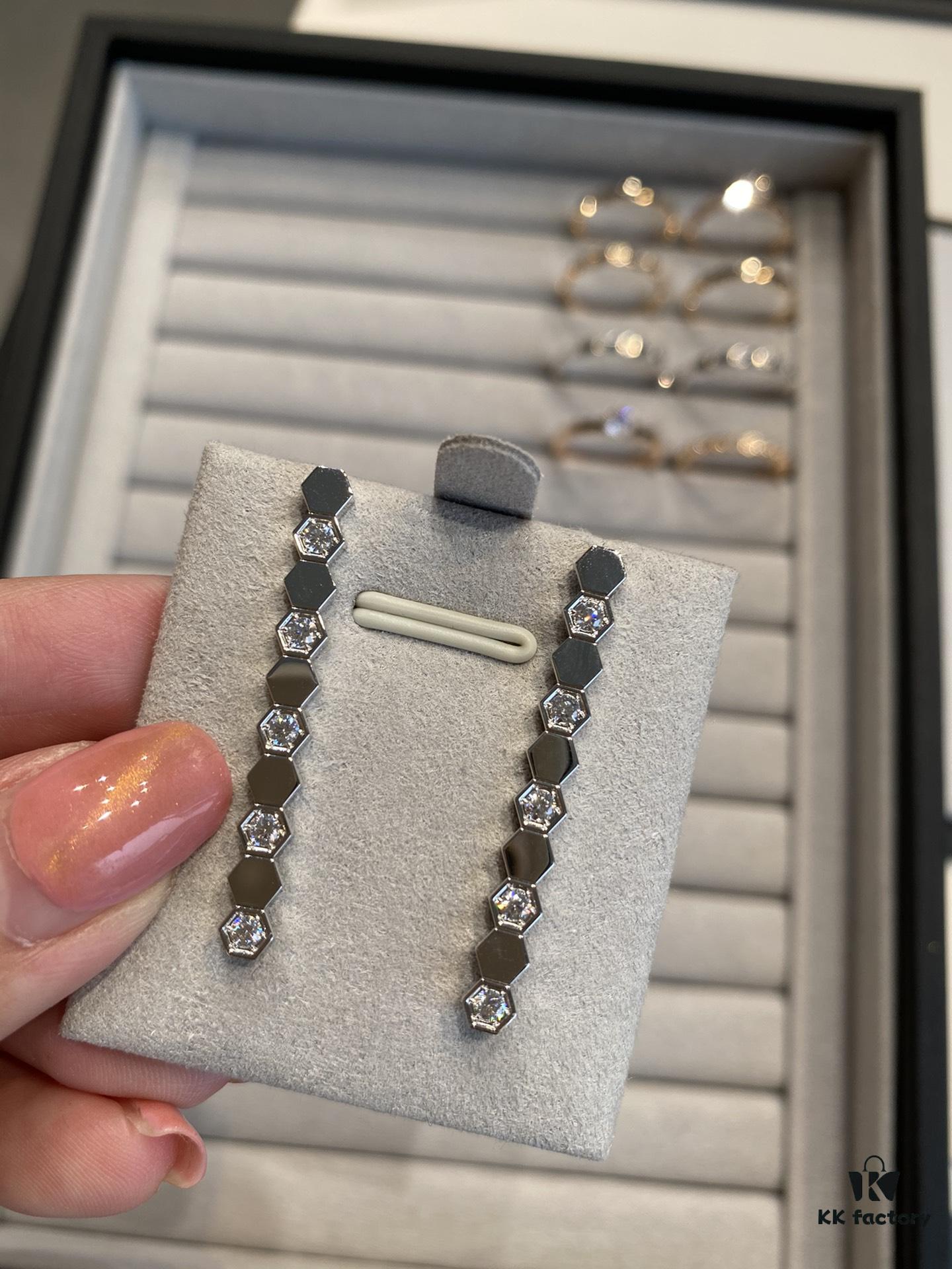 6930011a99f2d84055c8ecfa Shangmei Honeycomb Earrings, Long Style, Seamless Stacking Design with Precision-Crafted Ear Pins