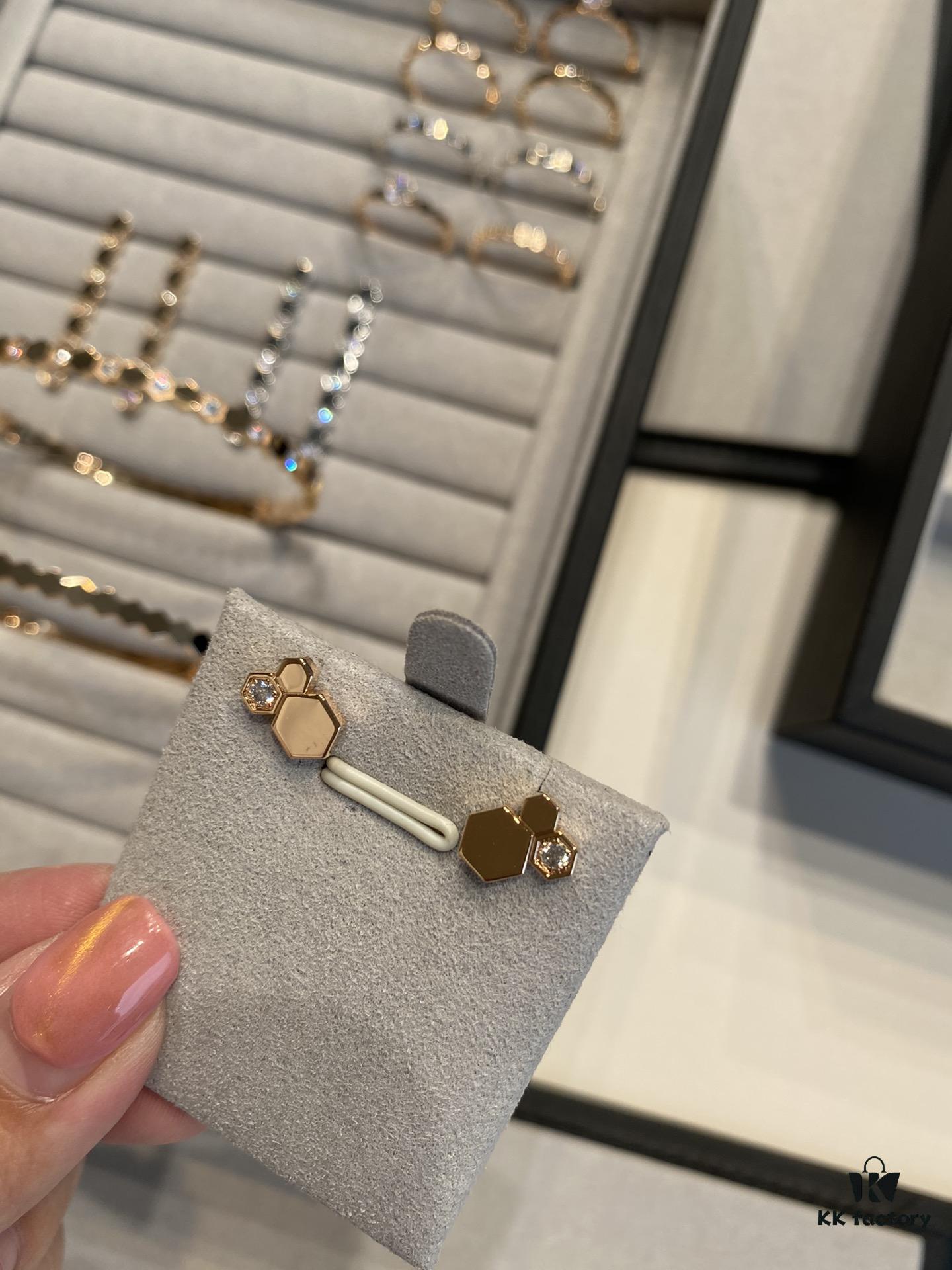 6930012799f2d84055c8ed01 Shangmei Honeycomb Stud Earrings, Three Different Hexagons, Multi-Stage Precision Carving, Most Complex Craftsmanship!