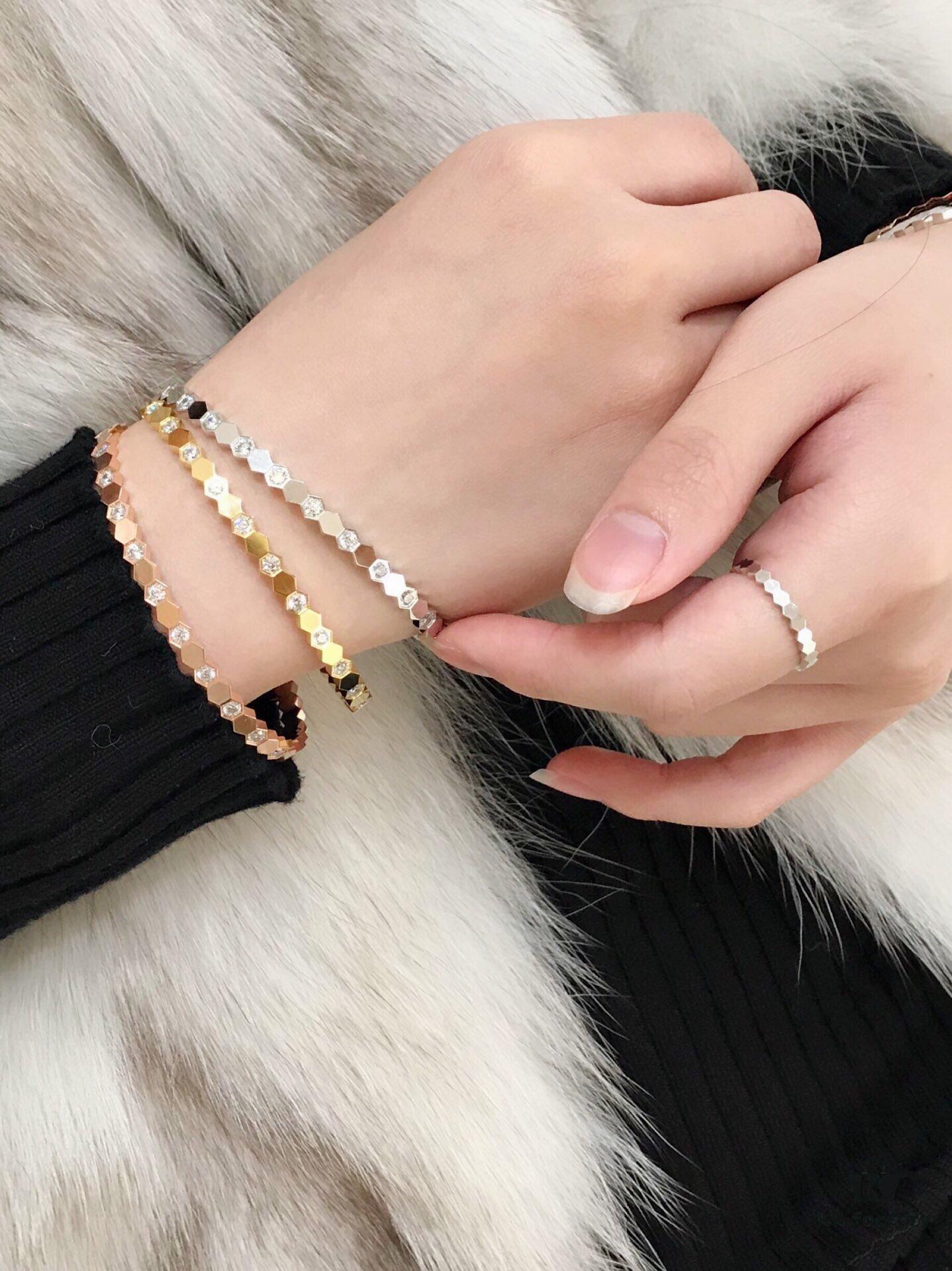 6930014199f2d84055c8ed15 Unparalleled Beauty 💓 Elegant and Exquisite Design Perfect for Layering