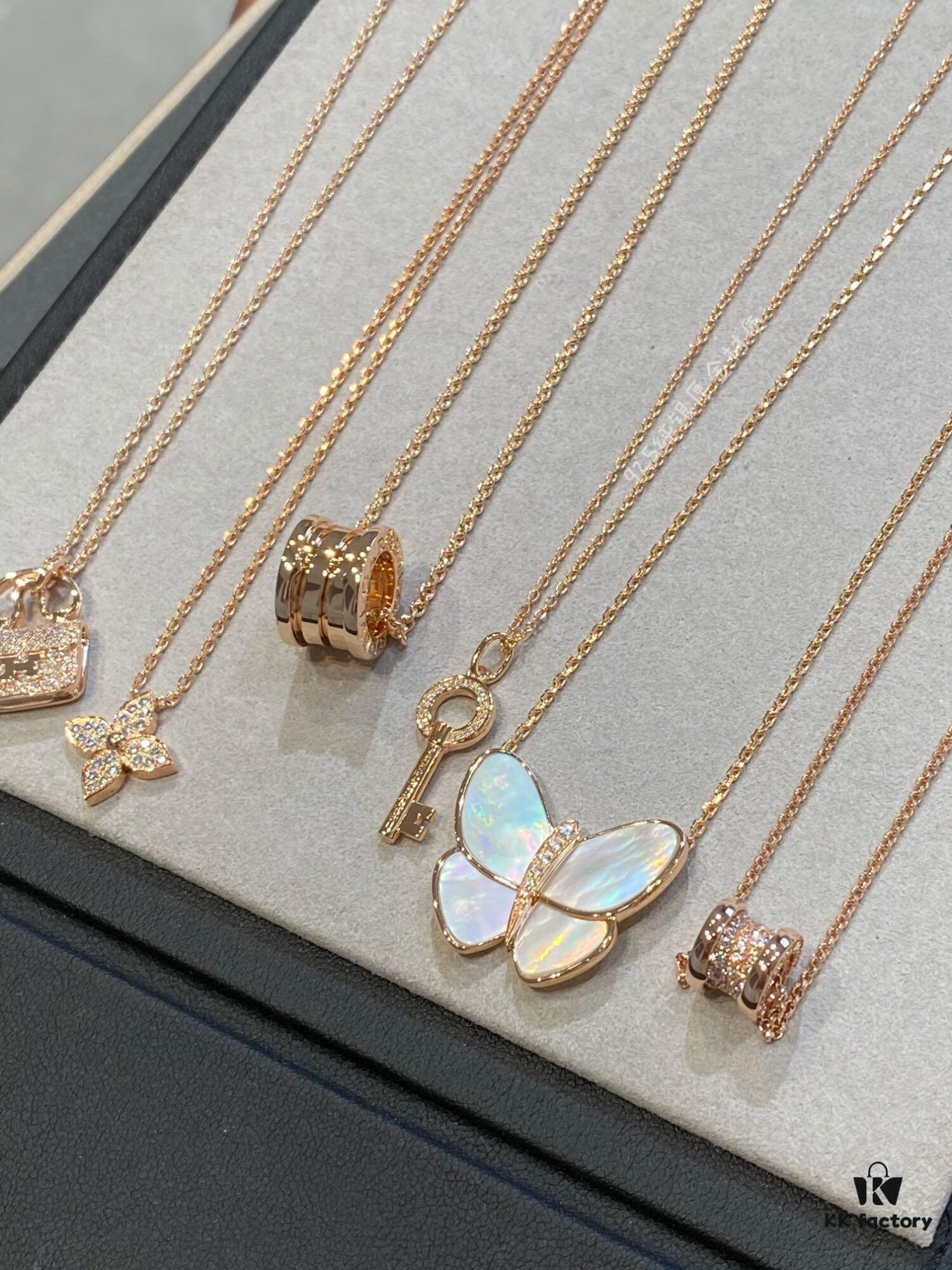 Exquisitely Crafted, Hand-Set Jewelry Technique