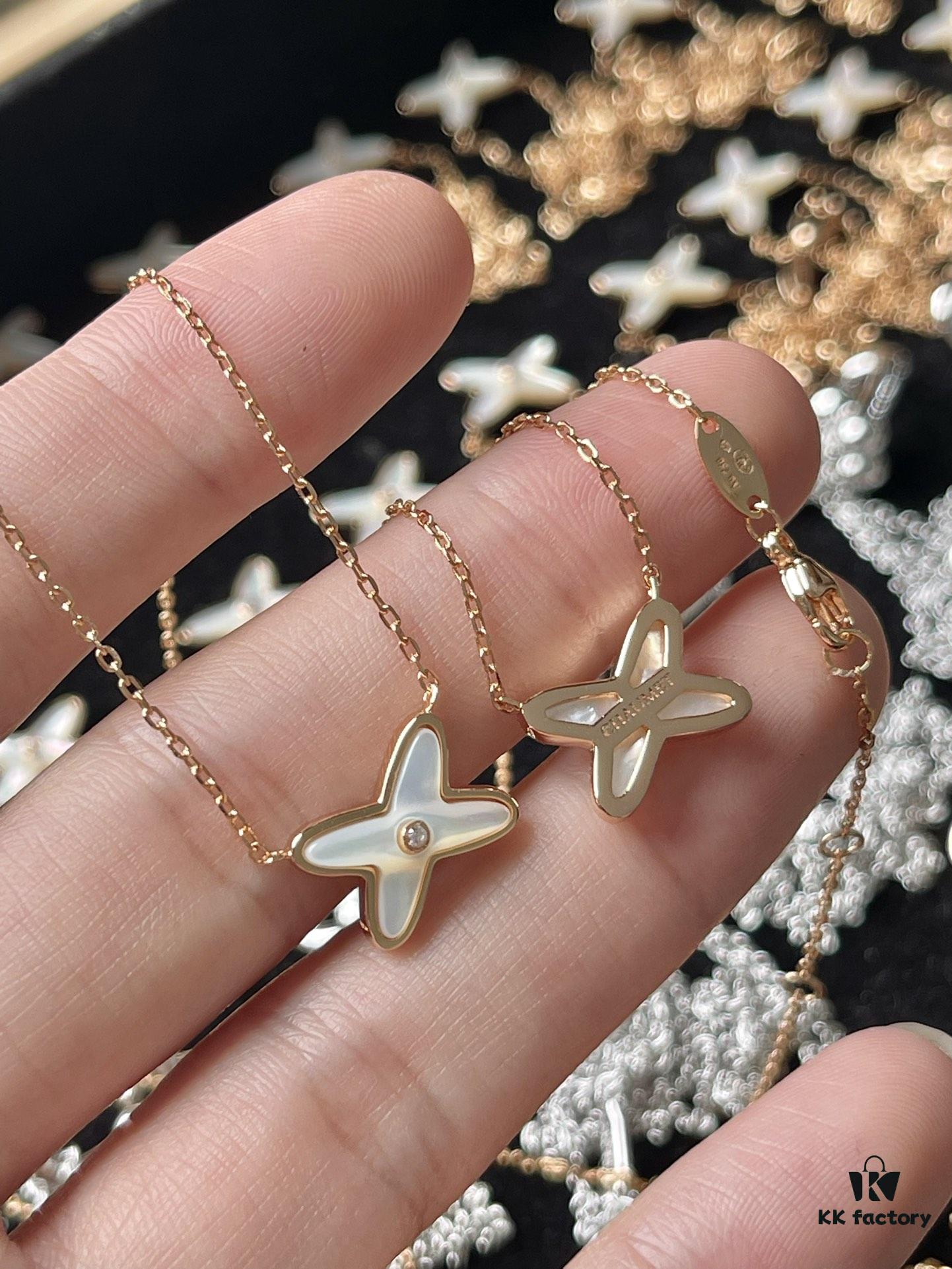 Shangmei Cross Necklace