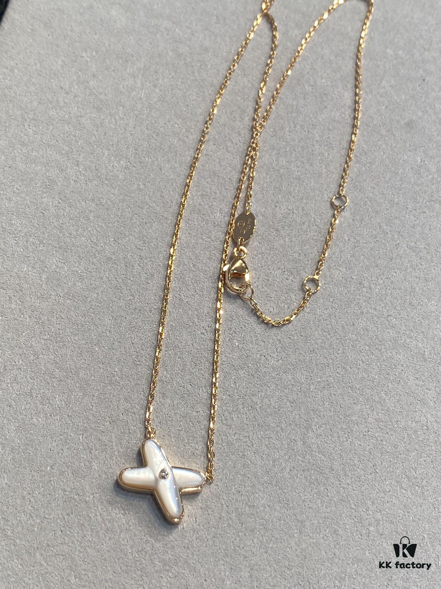 693001be99f2d84055c8ed94 Cross Necklace in Rose Gold with White Shell, Chu Shang Mei Paris, Palladium Plated + 0.5 Version, 37.5-41.5cm, Full V-Gold with Natural Deep-Sea White Shell, Individually Carved Stone Setting, Center Inlaid with Premium Silicon Titanium Material