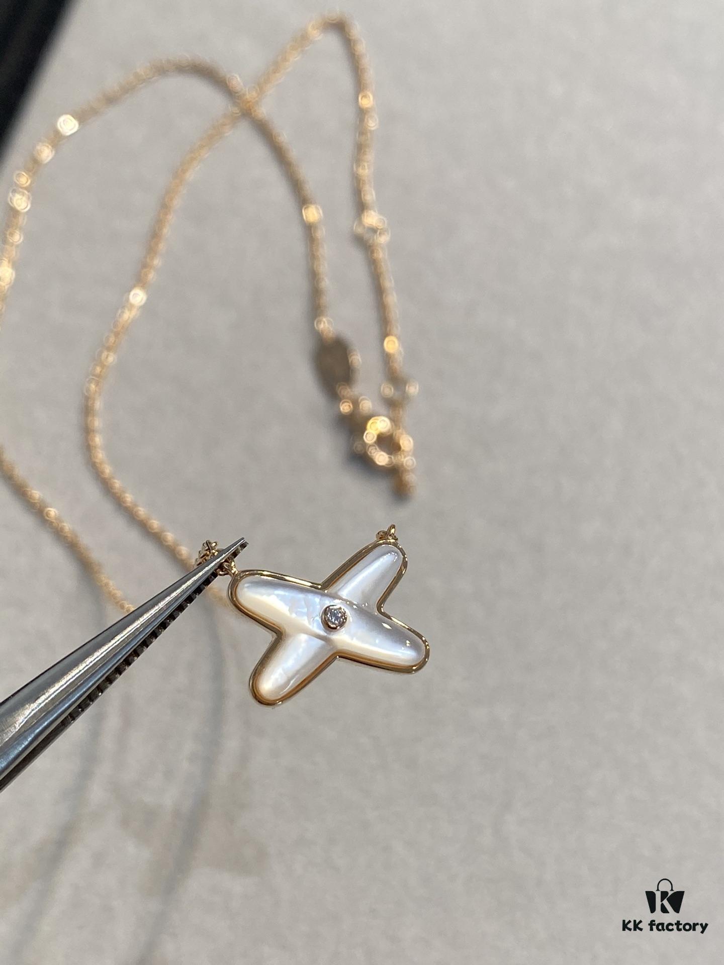 693001bf99f2d84055c8ed96 Cross Necklace in Rose Gold with White Shell, Chu Shang Mei Paris, Palladium Plated + 0.5 Version, 37.5-41.5cm, Full V-Gold with Natural Deep-Sea White Shell, Individually Carved Stone Setting, Center Inlaid with Premium Silicon Titanium Material