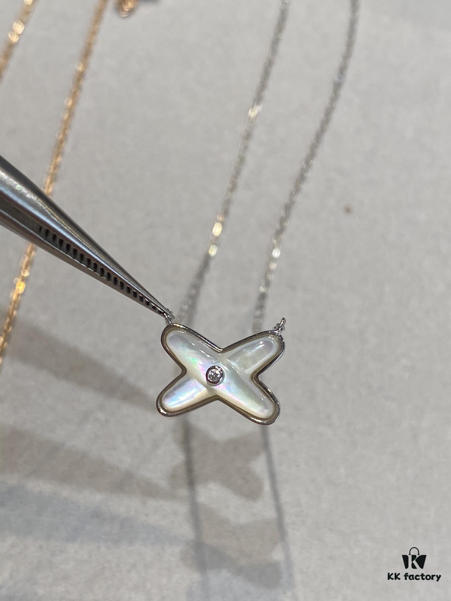 Jewelry is all about craftsmanship, Chu Cross Series in two colors