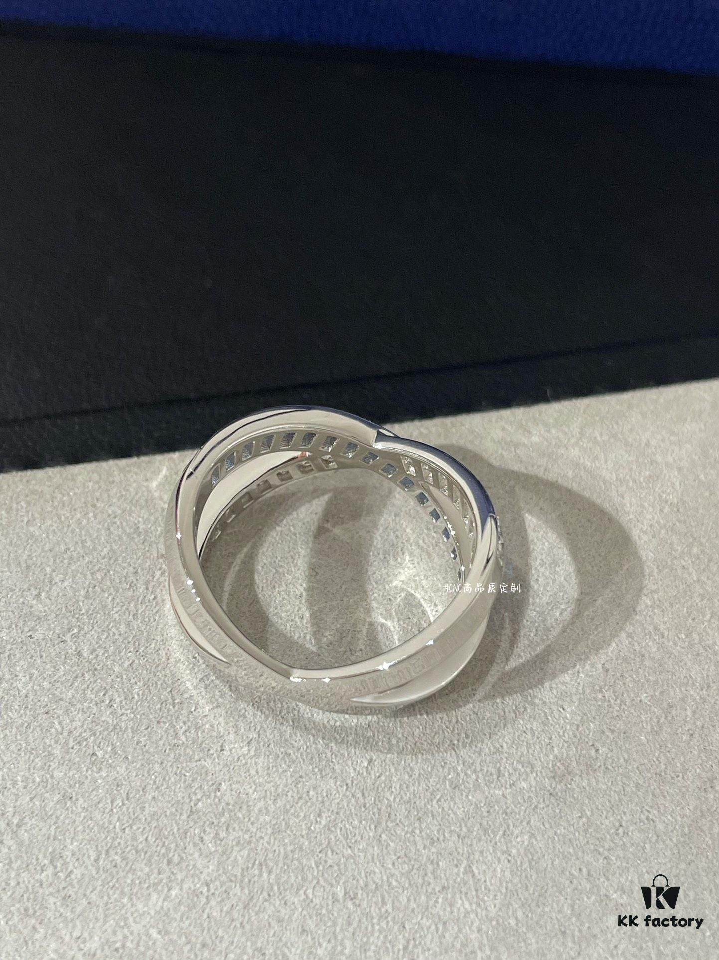 693001de99f2d84055c8edb8 CHAUMET Paris Jeux de Liens Harmony Sapphire Cross Ring, Latest Design, Eye-Catching and Skin-Brightening Color