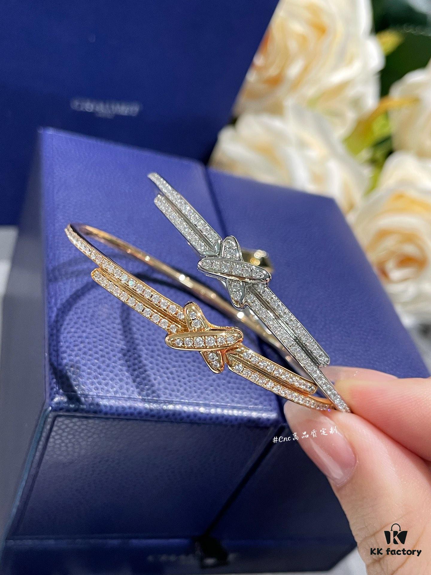 693001f799f2d84055c8edd5 CHAUMET Jeux de Liens Harmony Full Diamond Bracelet in Rose Gold and White Gold