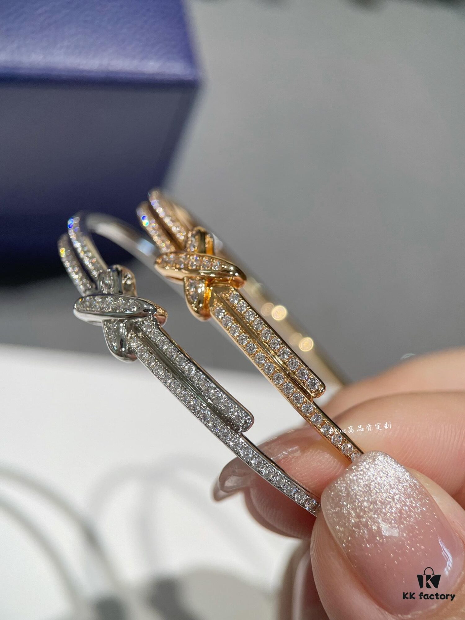 693001f799f2d84055c8edd6 CHAUMET Jeux de Liens Harmony Full Diamond Bracelet in Rose Gold and White Gold