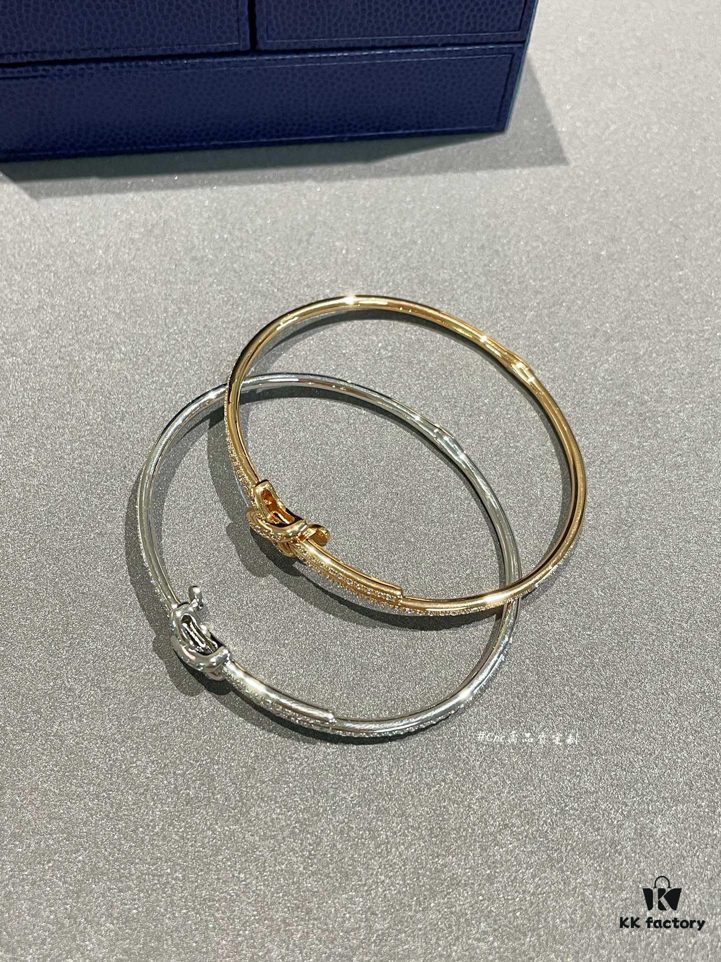 693001f899f2d84055c8edd7 CHAUMET Jeux de Liens Harmony Full Diamond Bracelet in Rose Gold and White Gold