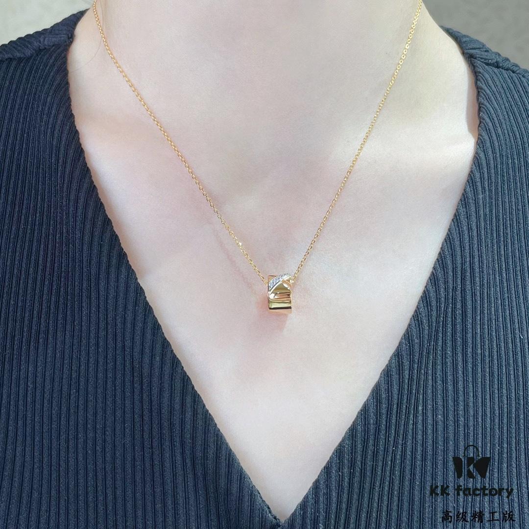 6930020599f2d84055c8ede4 CHAUMET Liens d'Amour Wide Smooth X Necklace
