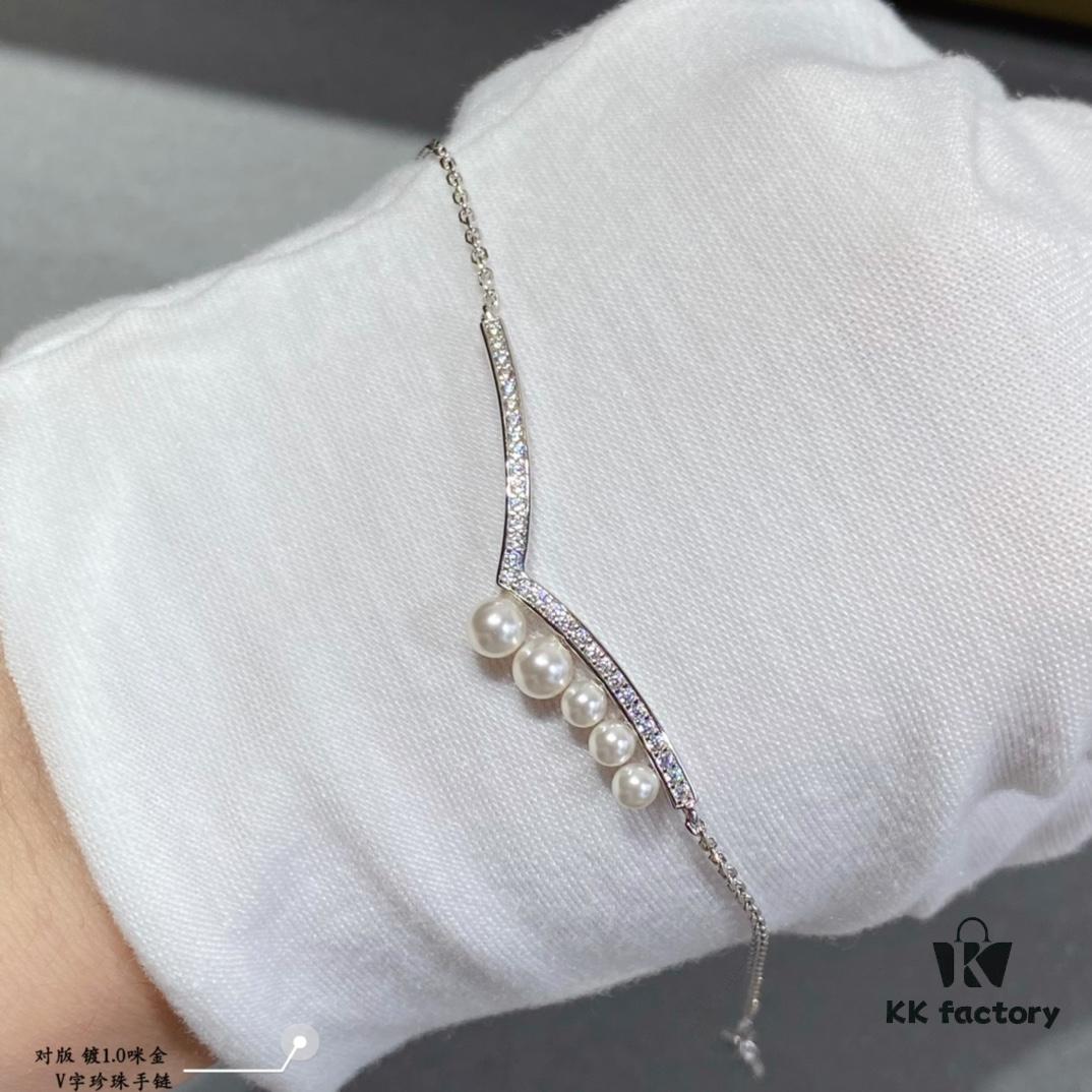 Shangmei V-Shaped Pearl Bracelet, Customized with Our Love, Exquisite Micro-Pave Craftsmanship