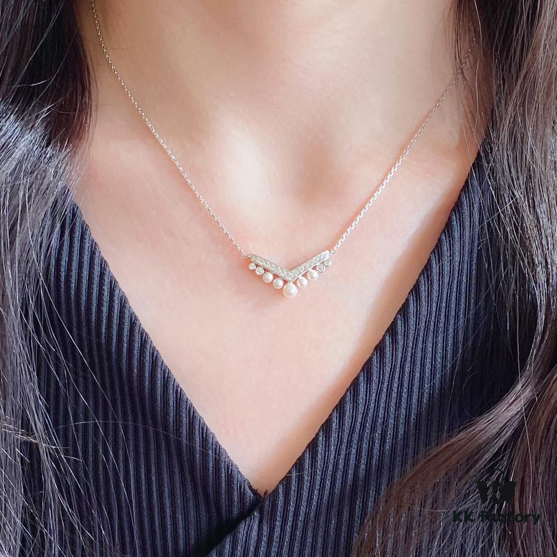 6930024d99f2d84055c8ee4f Shangmei V-Shaped Pearl Necklace, Paired with You, Engraved with Our Love, Uniquely Customized with High-End Micro-Pavé Craftsmanship