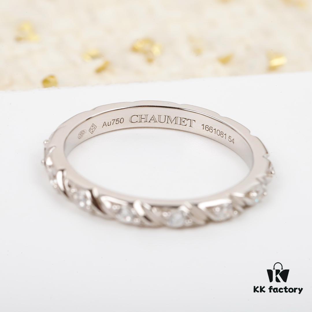 6930025899f2d84055c8ee5d Xuan Aifangdeng Eight-Diamond Ring, an Overlooked Treasure with Timeless French Elegance