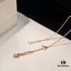 6930026699f2d84055c8ee70 Minimalist Elegance with a Touch of Girlish Charm: Chopard Happy Diamonds Luxury Pendant Necklace