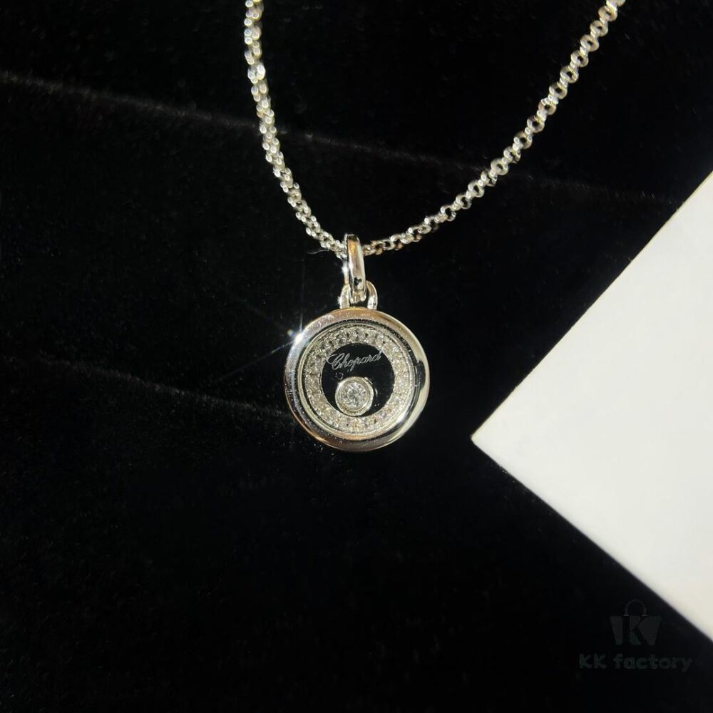 6930026d99f2d84055c8ee77 Minimalist Elegance with a Touch of Youthful Charm: Chopard Happy Diamonds Luxury Pendant Necklace