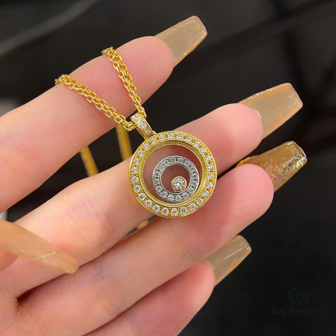 6930027a99f2d84055c8ee88 Minimalist Elegance, My Favorite Girlish Necklace – Chopard Happy Diamonds High Jewelry in Champagne Gold and White Gold