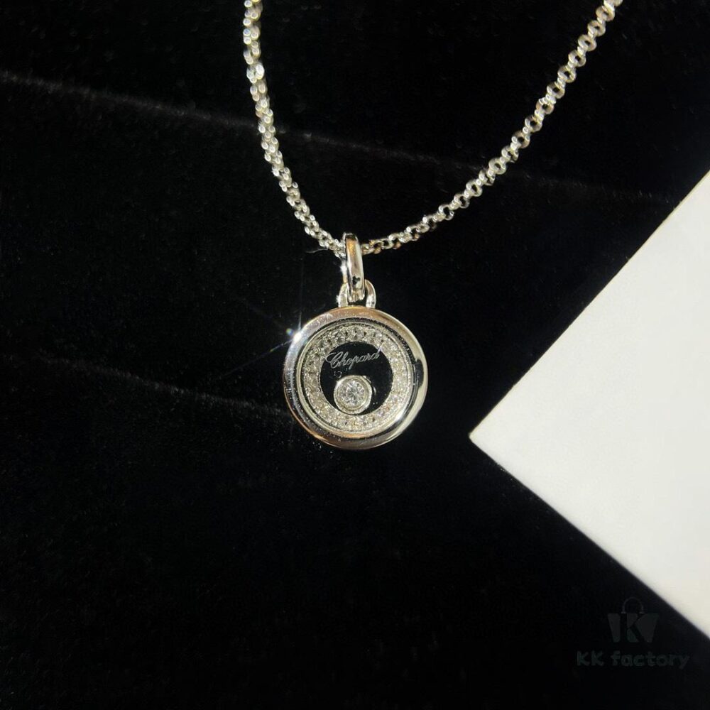 6930027e99f2d84055c8ee8e Minimalist Elegance, My Favorite Girlish Necklace – Chopard Happy Diamonds Series High Jewelry in Champagne Gold and White Gold