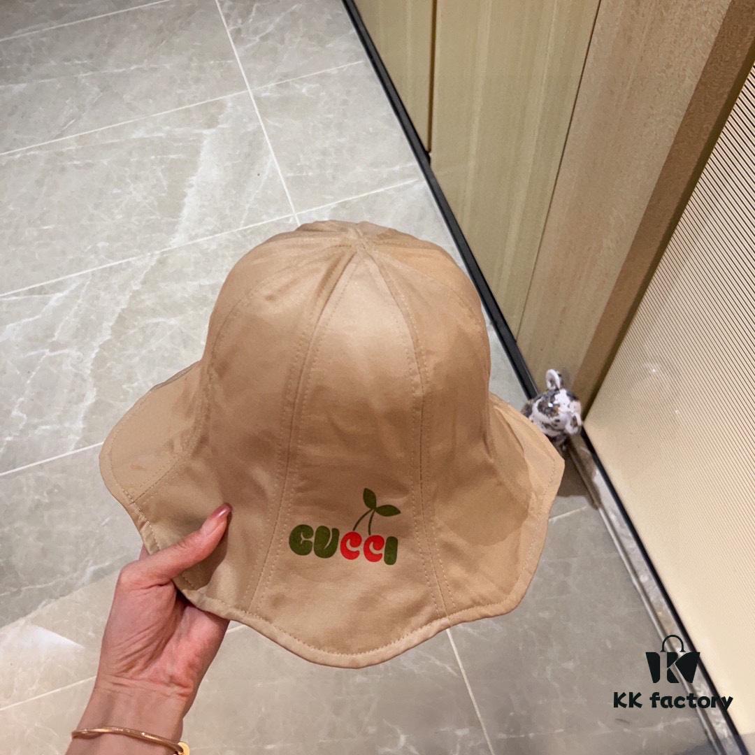 693002be12f62673a6faac16 GUCCI Wave-Brim Waterproof Fisherman Hat 2024 Spring/Summer Collection