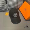 693002cf12f62673a6faac41 Box with Cloth Bag, HERMÈS Original Quality Baseball Cap, Classic H Design, Authentic Mold Custom Made, Premium Canvas Fabric with Top Grain Leather, Original Factory Stainless Steel Adjustable Buckle, Exquisite Craftsmanship, Fashionable and Handsome, Superior Quality! Hat, Fisherman Cap, Baseball Cap, Knit Cap