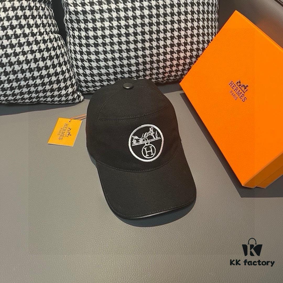 693002cf12f62673a6faac41 Box with Cloth Bag, HERMÈS Original Quality Baseball Cap, Classic H Design, Authentic Mold Custom Made, Premium Canvas Fabric with Top Grain Leather, Original Factory Stainless Steel Adjustable Buckle, Exquisite Craftsmanship, Fashionable and Handsome, Superior Quality! Hat, Fisherman Cap, Baseball Cap, Knit Cap