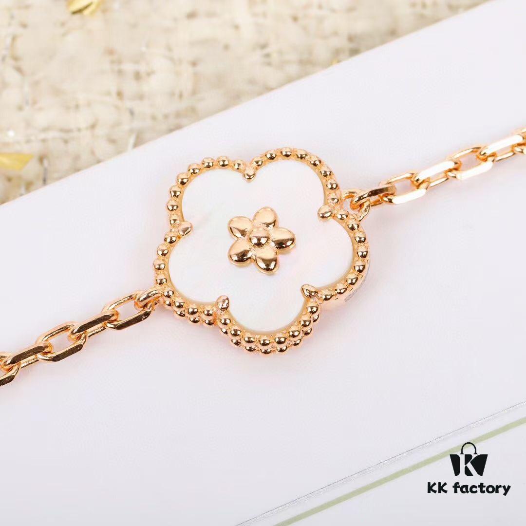 693002e012f62673a6faac69 Top-tier VCA-style Ladybug Bracelet Z+, Genuine Jewelry-Grade ZP, Customizable in Real Gold and Diamonds, Only Authentic ZP Real Gold Version, Superior to All Other Gold Products on Market! Lucky Spring Collection Features Ladybugs and Floral Motifs, Celebrating Van Cleef & Arpels' Beloved Theme of Spring Rebirth