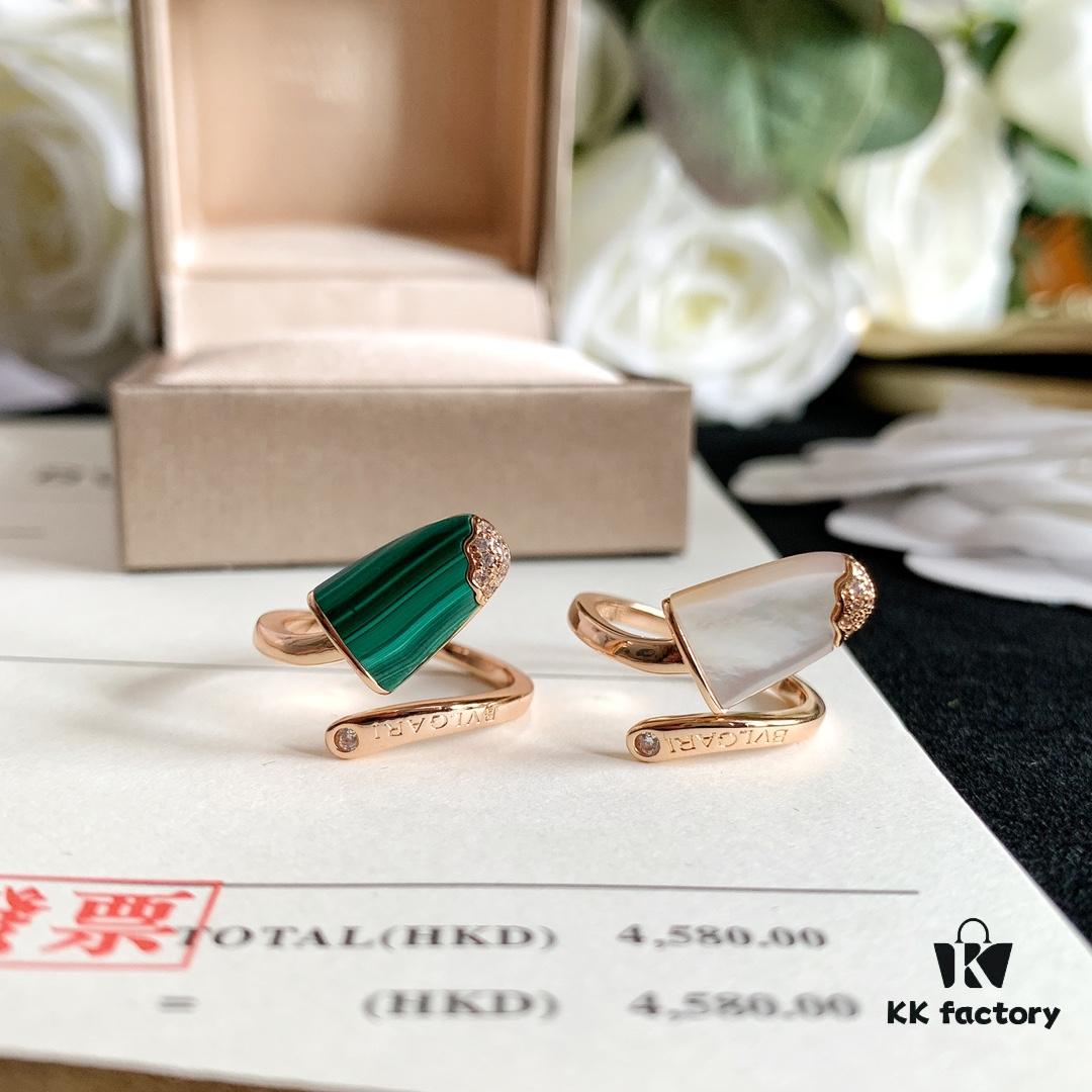 693002f112f62673a6faac8d BVLGARI Bulgari New White Mother-of-Pearl and Malachite Ice Cream Ring