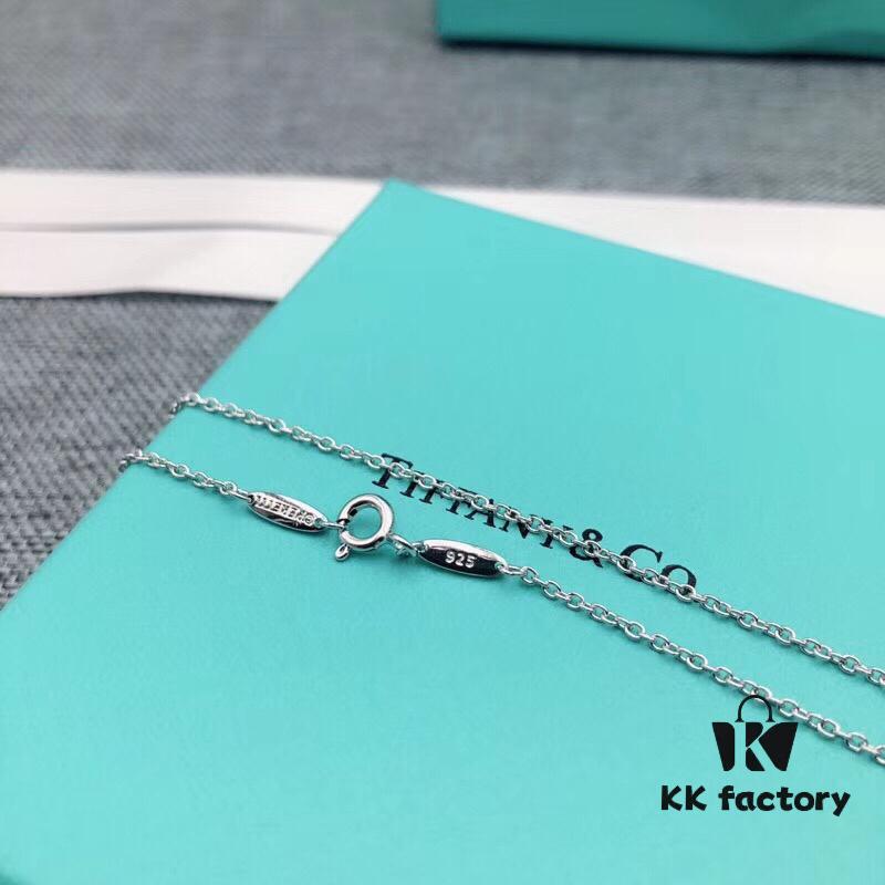 6930031112f62673a6faacbd Tiffany & Co. Double Heart Necklace, Pure 925 Silver, Classic and Timeless Design