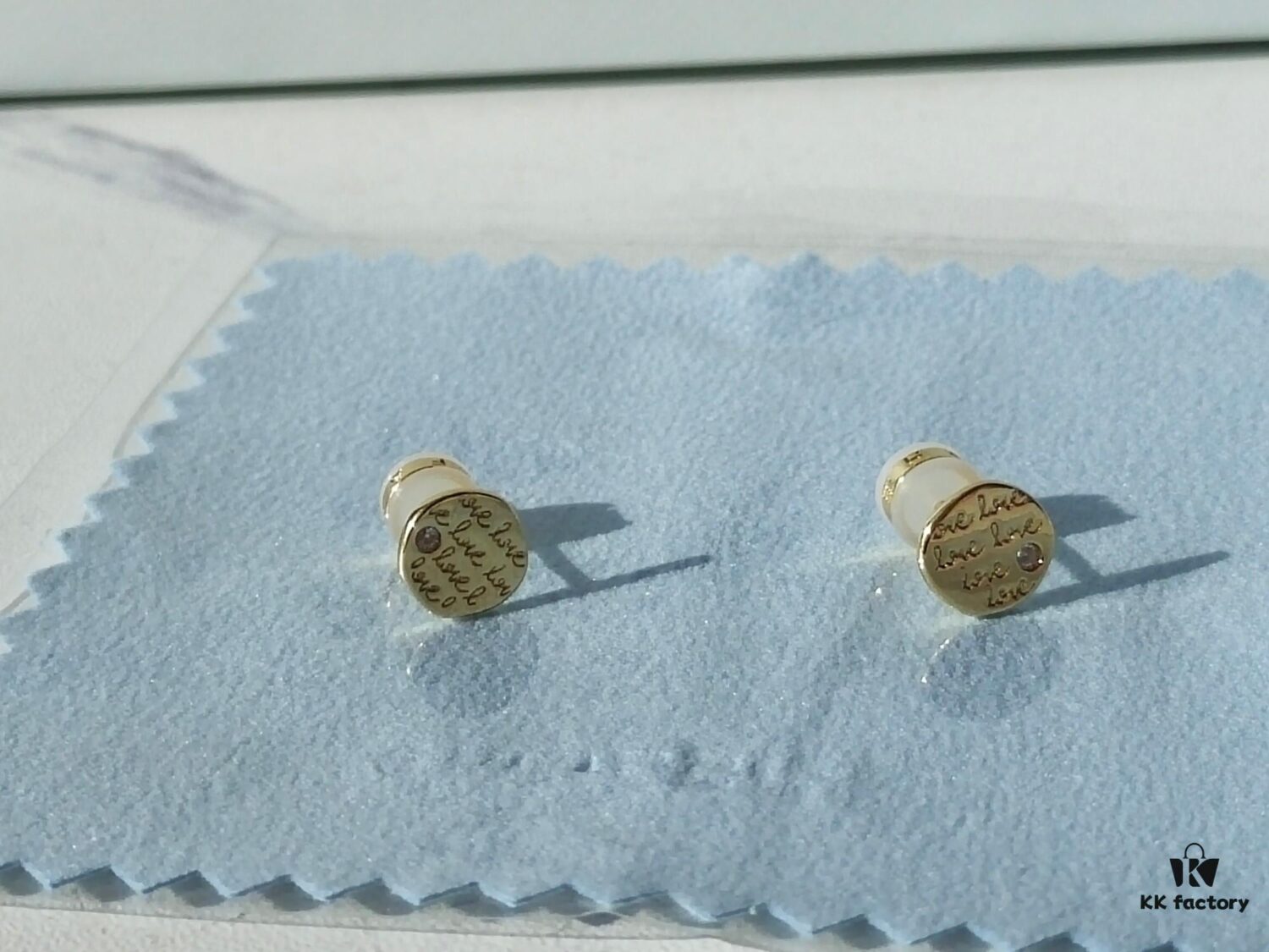 693003c712f62673a6faae20 HEFANG x Peter Rabbit Confession Cookie Stud Earrings