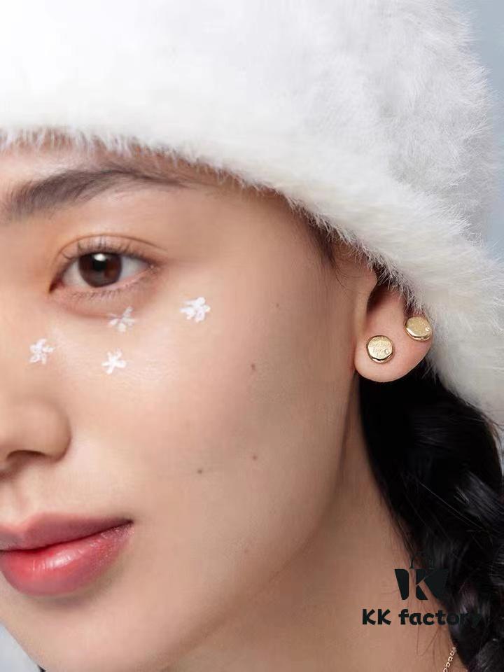 Year of the Rabbit New Arrival Hefang Bi De Tu Gao Bai Cookie Stud Earrings 925 Sterling Silver Full Silver Stackable Earrings Jewelry Gift