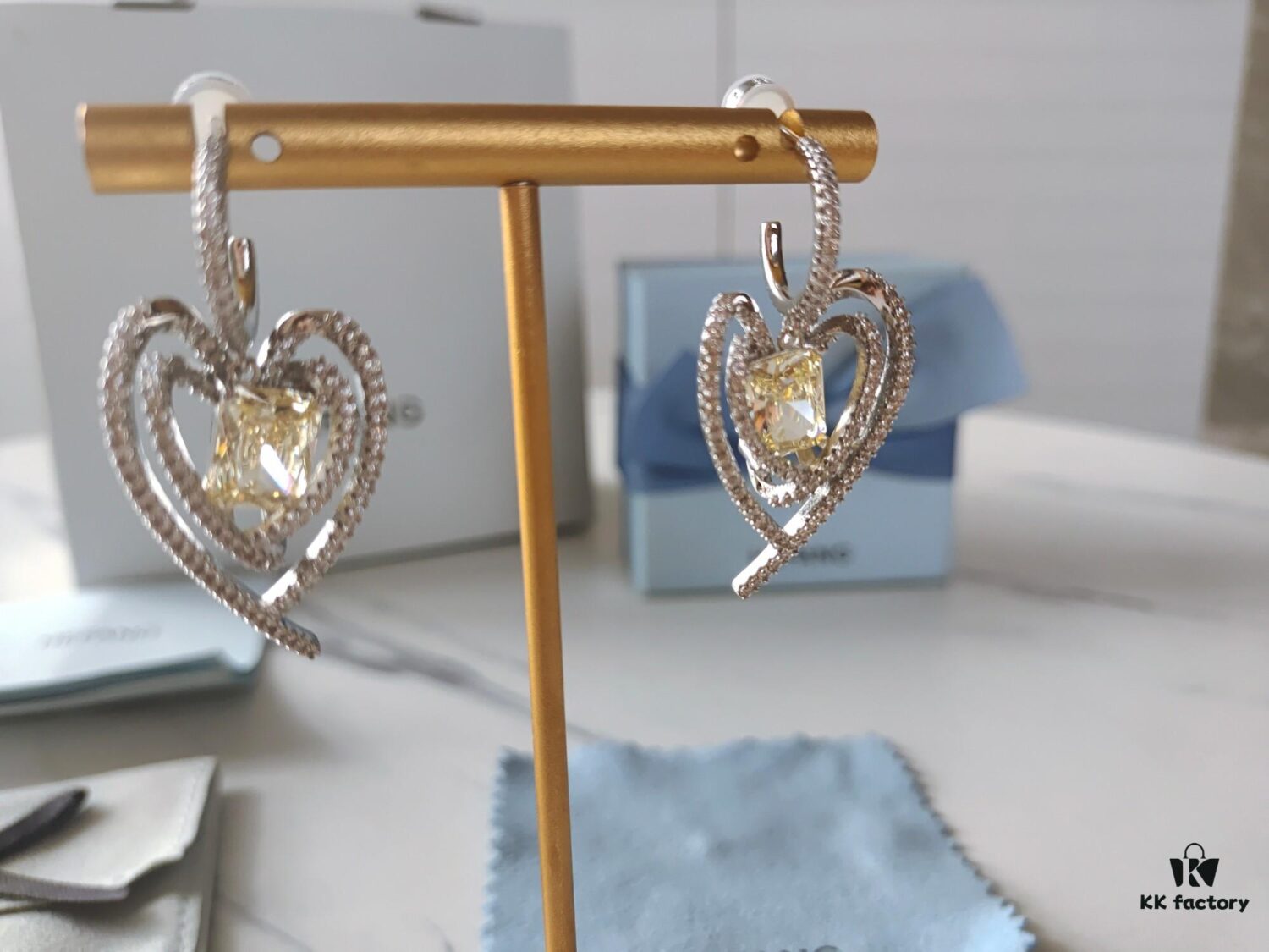 6930046212f62673a6faaf62 HEFANG Jewelry - Declaration Cube Earrings