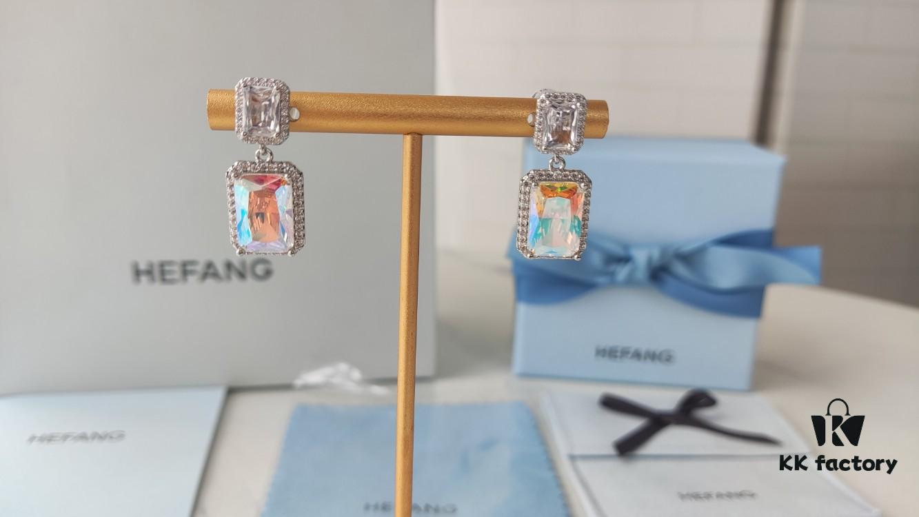 6930048012f62673a6faafb4 HEFANG Aurora Sugar Cube Earrings