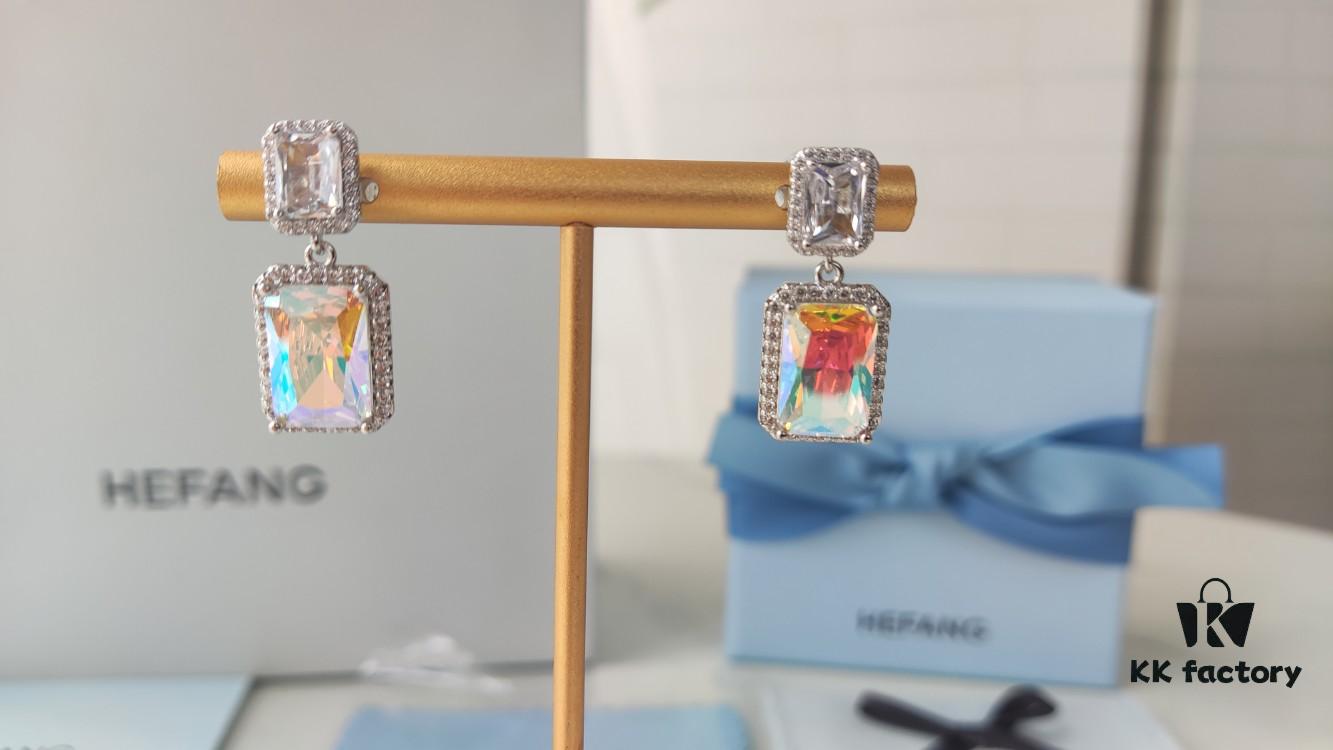 6930048312f62673a6faafbd HEFANG Aurora Sugar Cube Earrings