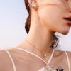 He Fang Liu Guang Gemini Pendant Necklace