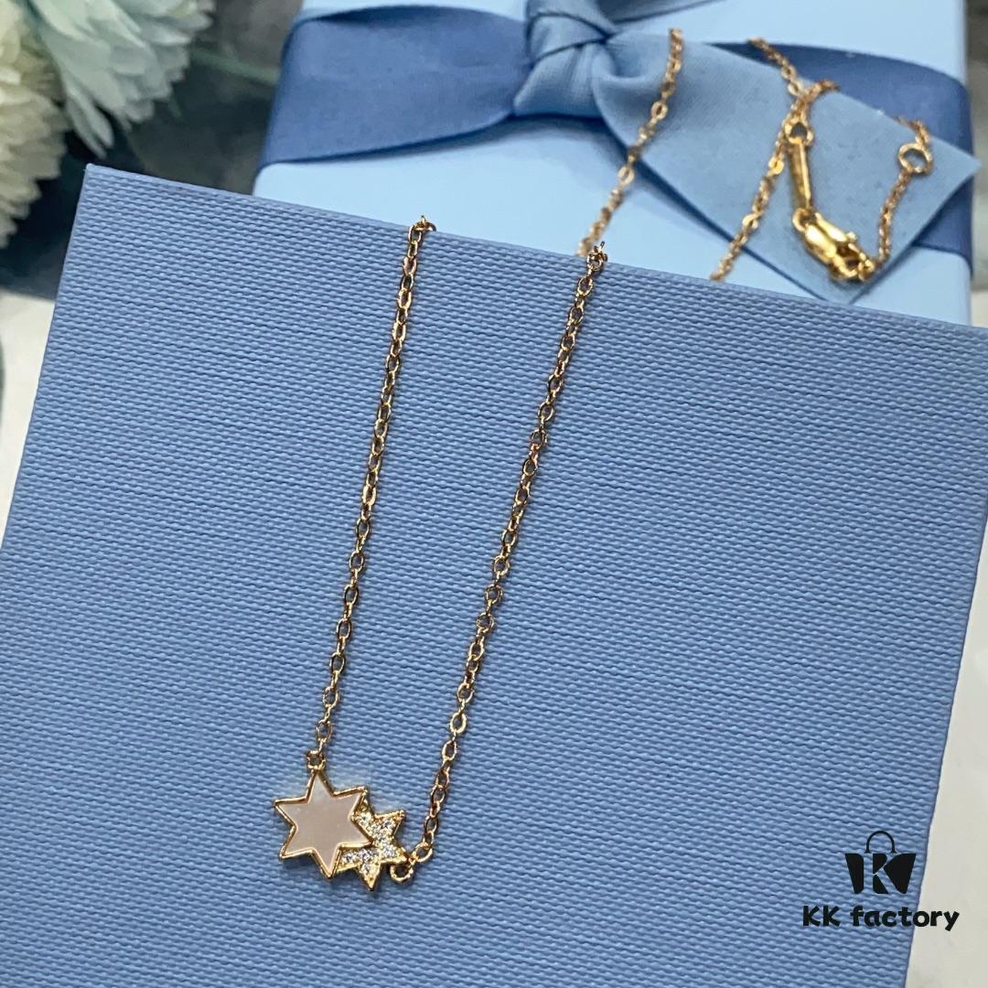 He Fang Liu Guang Gemini Pendant Necklace