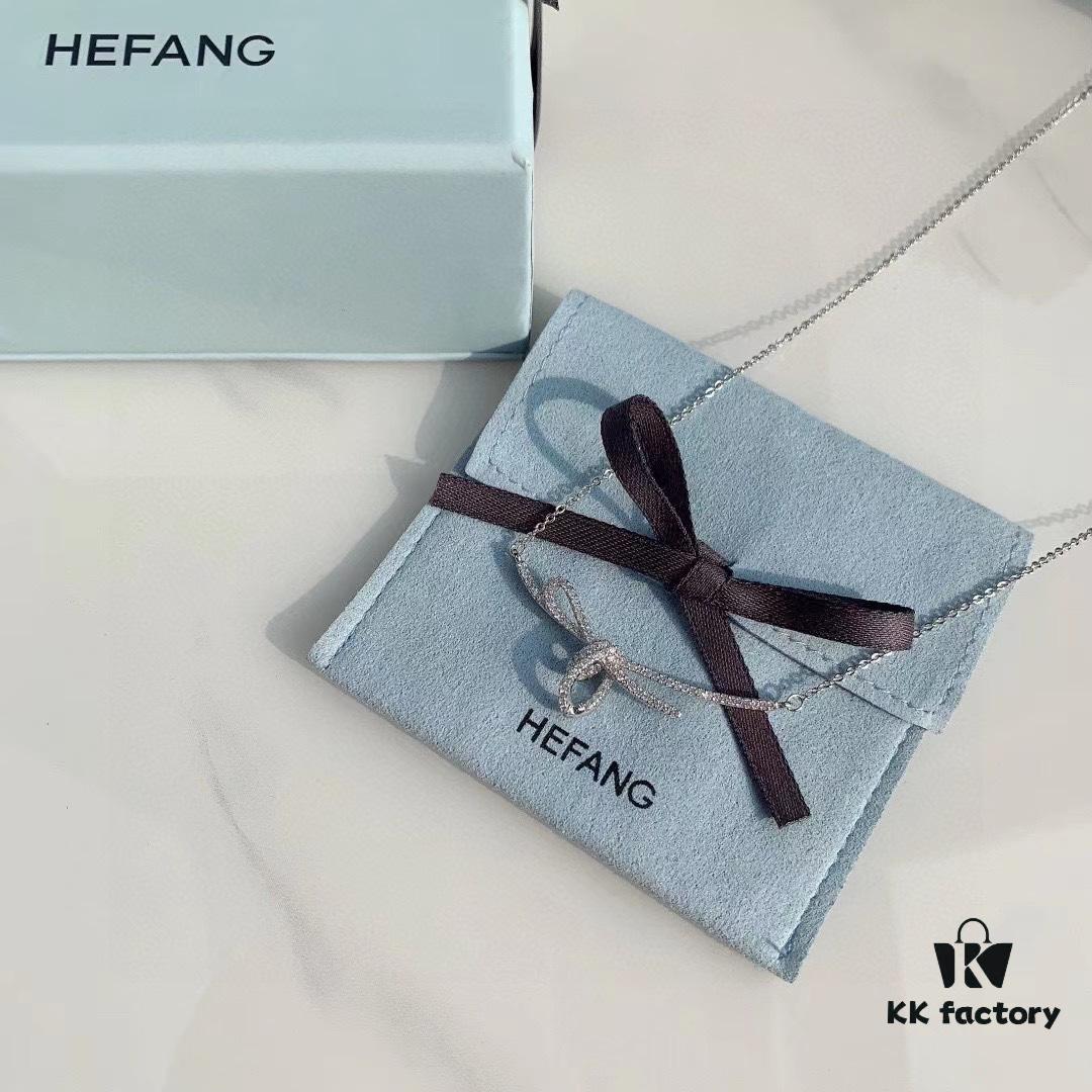 693004bd12f62673a6fab04b HeFang Bestseller - Ribbon Knot Pendant Necklace, Luxurious Wedding Jewelry, Elegant and Sparkling Collarbone Chain