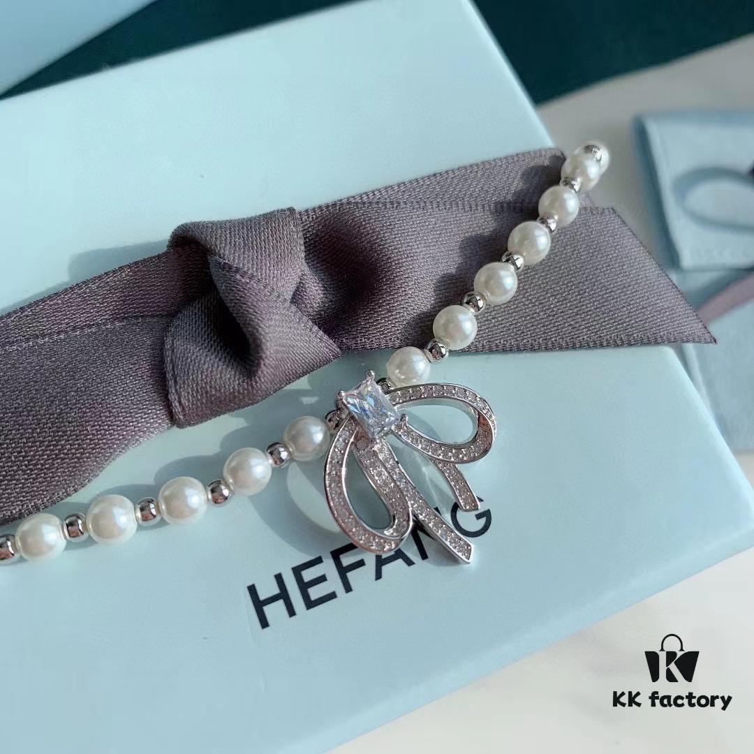 693004c112f62673a6fab054 HeFang Jewelry Elizabeth Necklace - Bow Pendant Luxury Wedding Collar Chain, 42cm Adjustable
