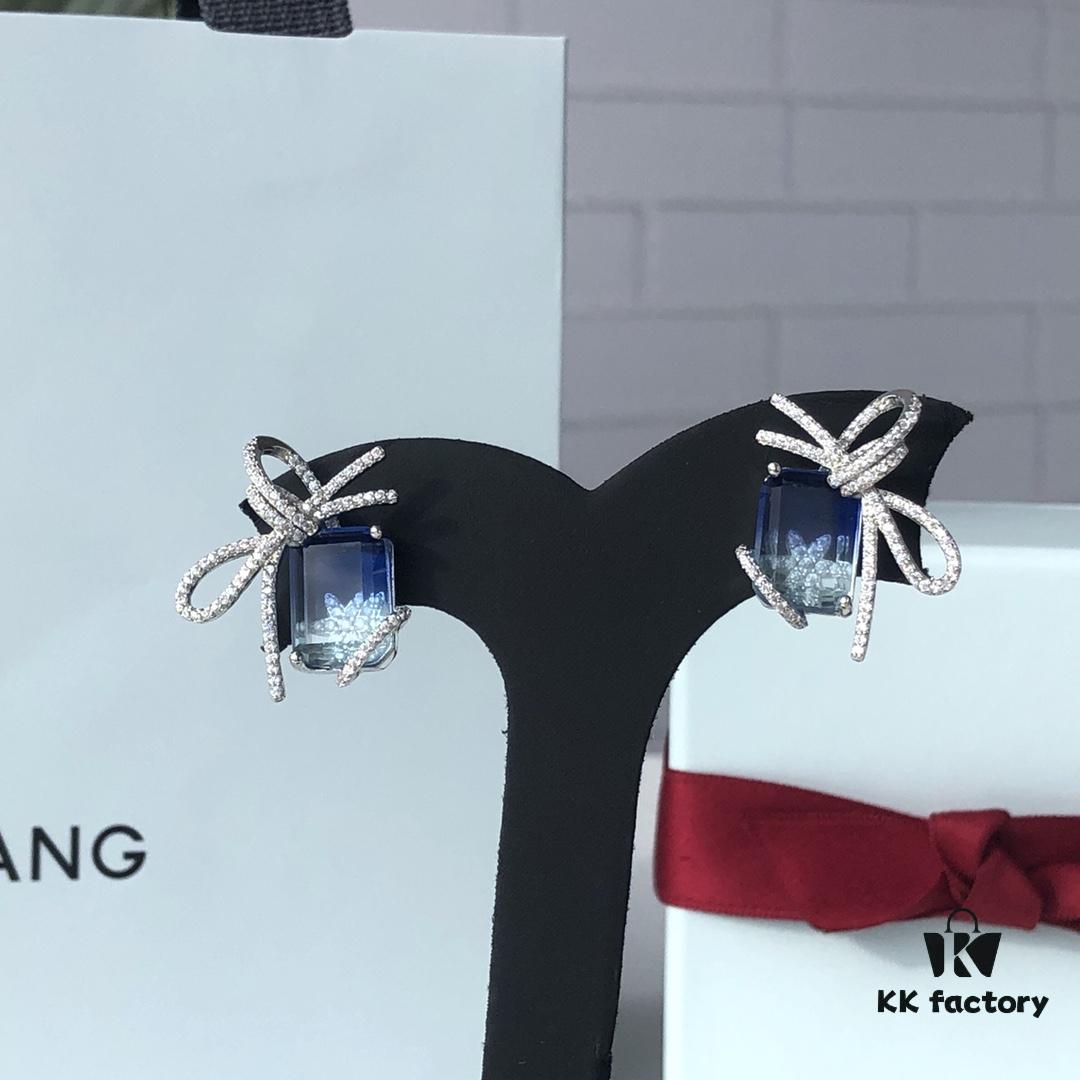 693004db12f62673a6fab09d HEFANG Jewelry Ice Blue First Snow Earrings