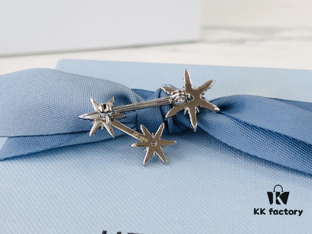 693004fd12f62673a6fab0e6 HEFANG / Drifting Snow Brooch 925 Silver Unique Sweater Collar Pin Accessory