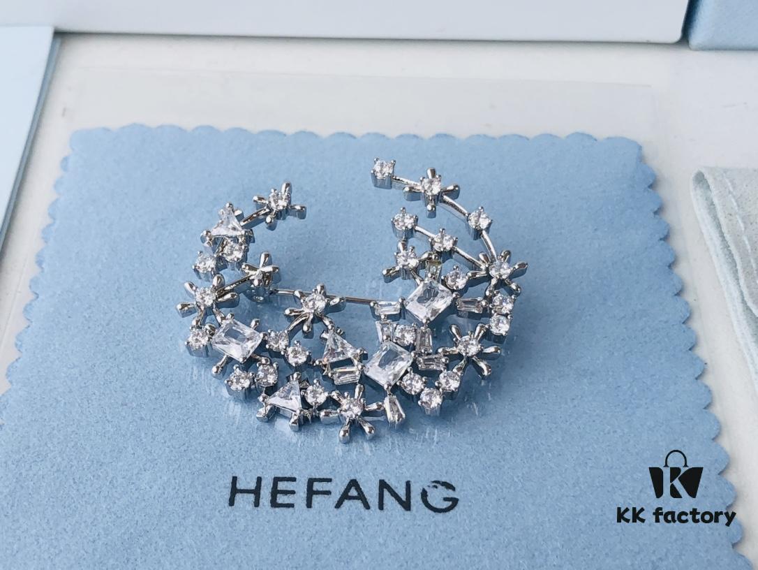 6930050912f62673a6fab0f7 HEFANG Jewelry Snowfall Brooch – A Romantic Ode to the First Snowfall