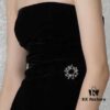 He Fang Xue Mirror Brooch, High-End Elegant Badge Pin