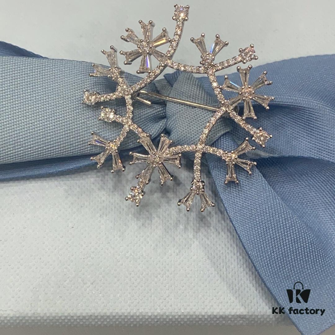 He Fang Xue Mirror Brooch, High-End Elegant Badge Pin