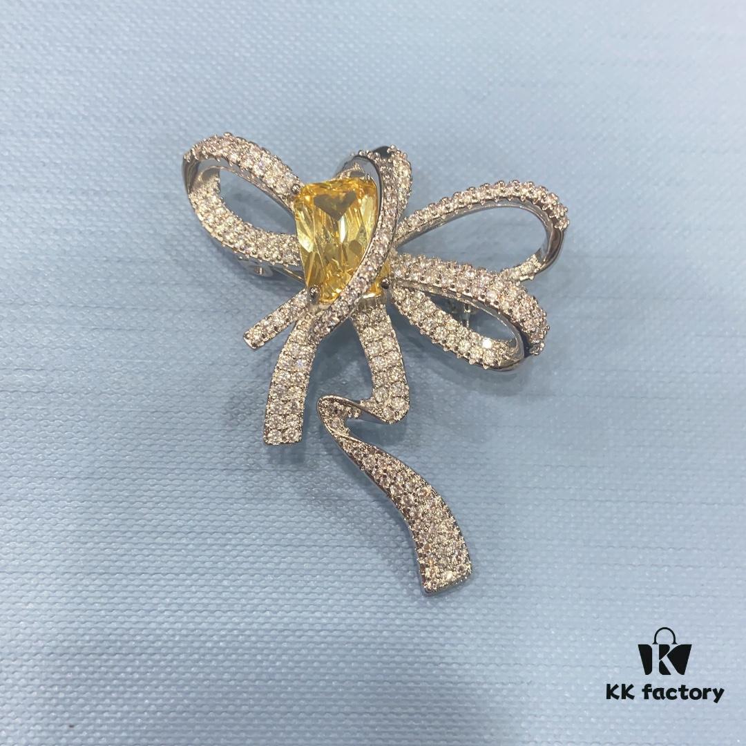6930056b12f62673a6fab159 He Fang Jewelry Brilliant Draped Brooch, Elegant and Versatile Badge Pin for Women