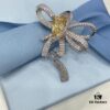 6930057012f62673a6fab15f He Fang Jewelry Brilliant Draped Brooch, Elegant and Versatile Badge Pin for Women