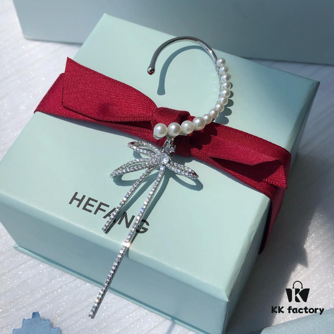 693005a512f62673a6fab19c HEFANG Jewelry Pearl Bow Earrings with Reverse Tassel Ear Cuff (Right Ear)
