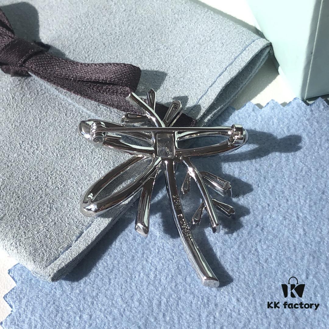 693005b212f62673a6fab1ad HEFANG Jewelry Ribbon First Snow Brooch