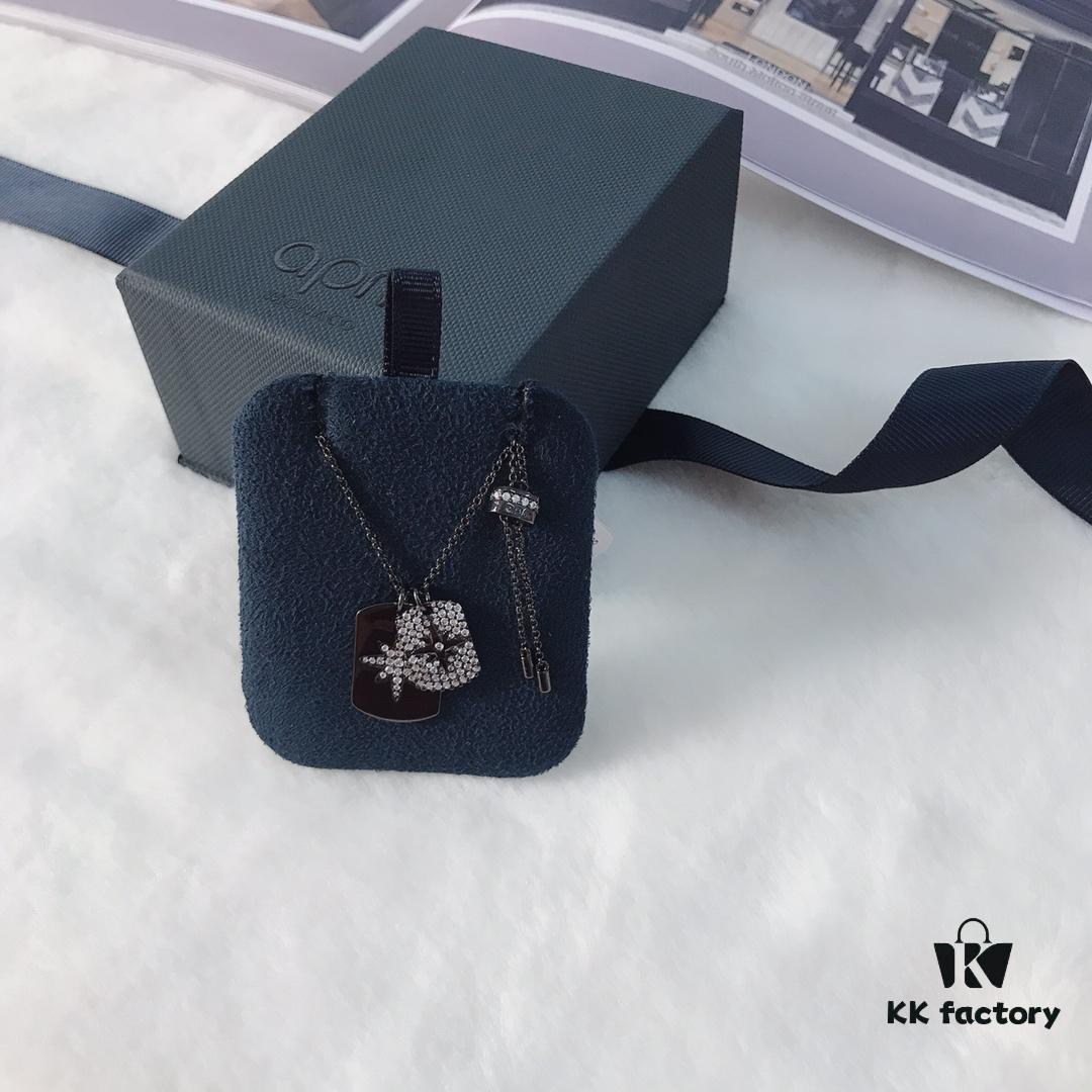 693005d912f62673a6fab1da A Brand Monaco Shiny Star-Inlaid Necklace with Multiple Pendants, Unisex Collar Chain and Sweater Chain