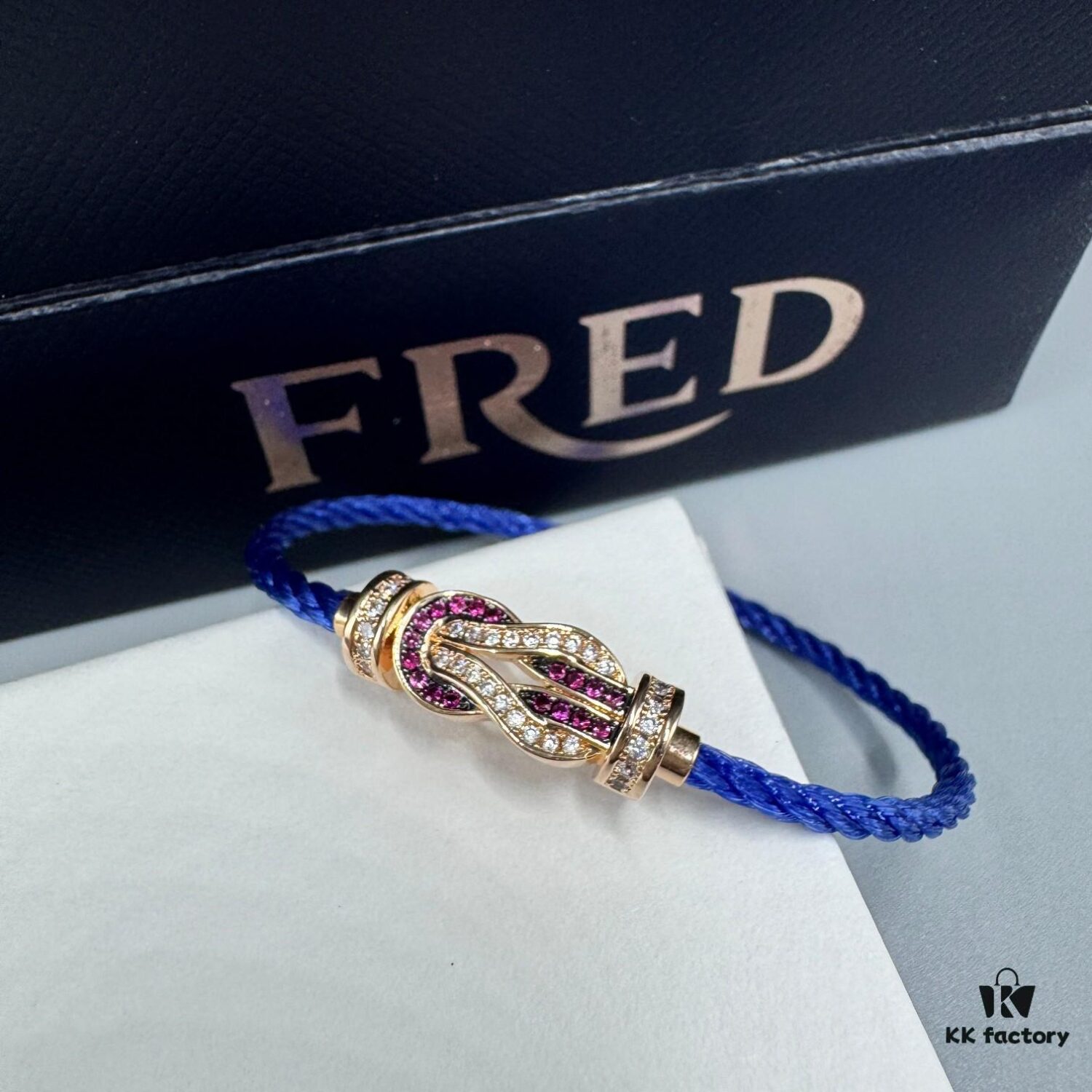 FRED Force 10 Bracelet in Rose Gold, Medium Size with Ruby Cabochon and Steel Cable