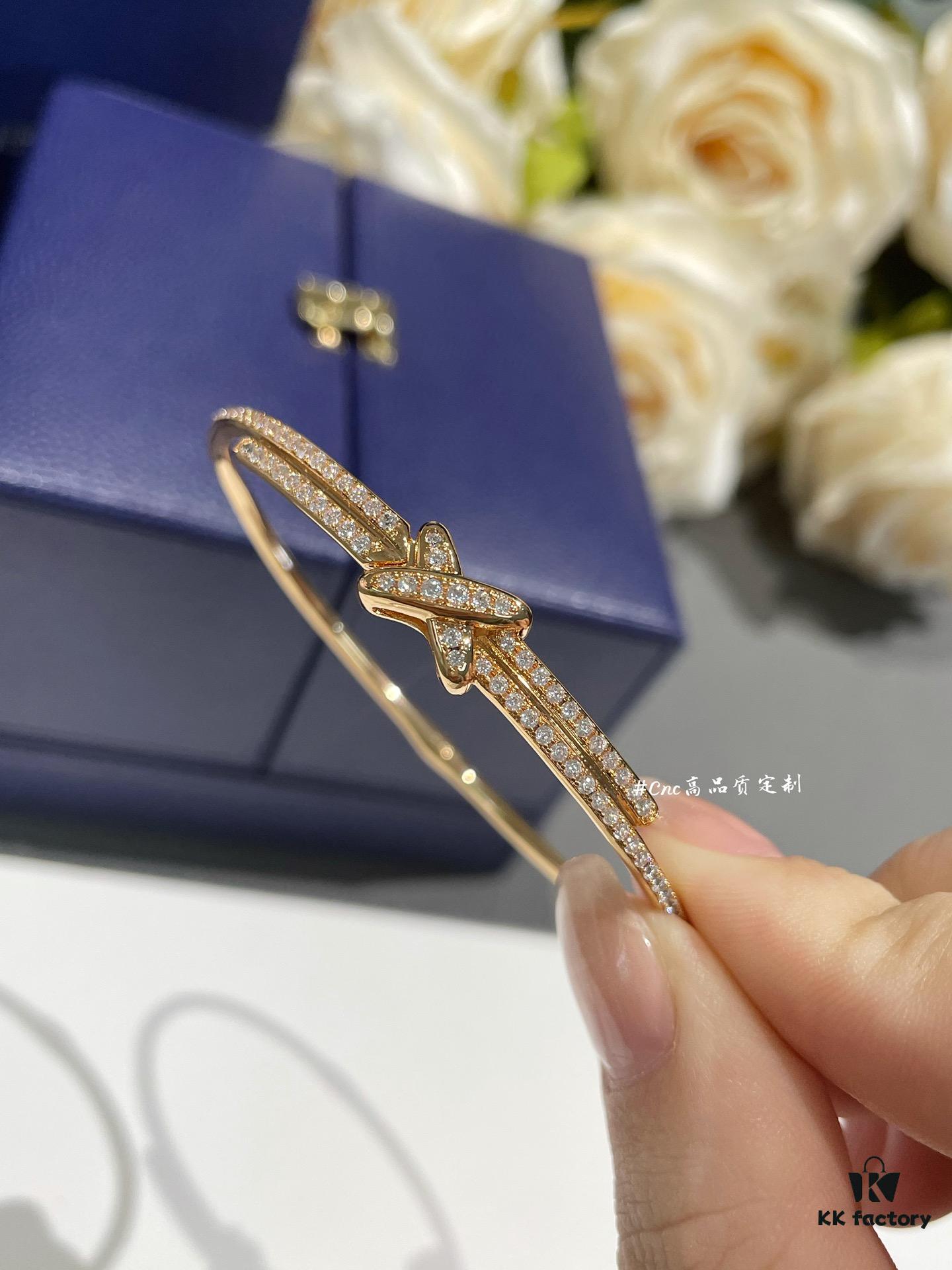 6930062012f62673a6fab236 CHAUMET Jeux de Liens Harmony Full Diamond Bracelet in Rose Gold and White Gold