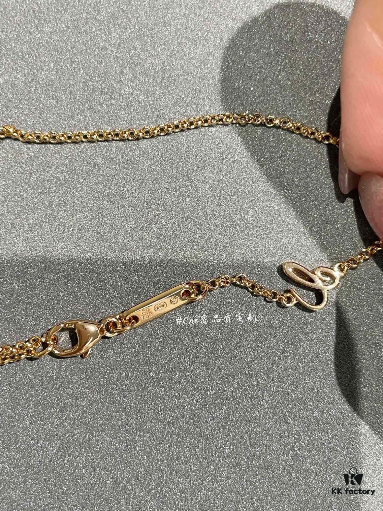 693006a712f62673a6fab2e5 Chopard Happy Diamonds Collection Fully Set Diamond Heart Pendant Necklace with Moving Diamonds